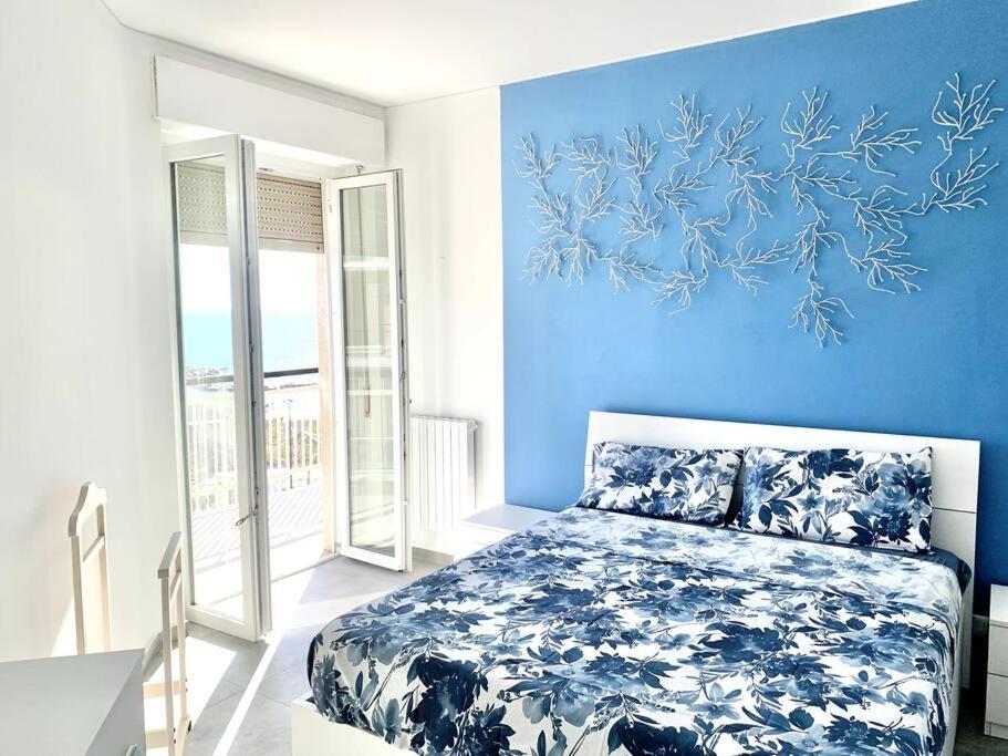 10 Min. Da Sanremo Appartamento Vista Mare タッジャ エクステリア 写真